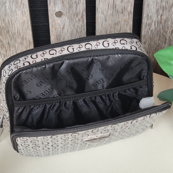 Guess Faux Leather Monogram Black and Gray Travel Bag - Picture 11 of 12